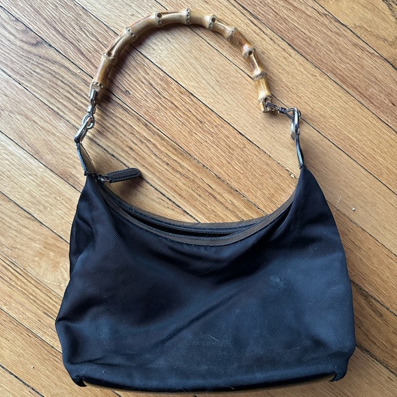 Gucci Black Shoulder Bag - Picture 2 of 4